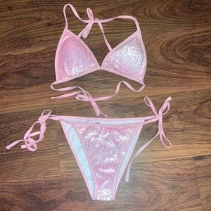 Pink sparkly bikini💖